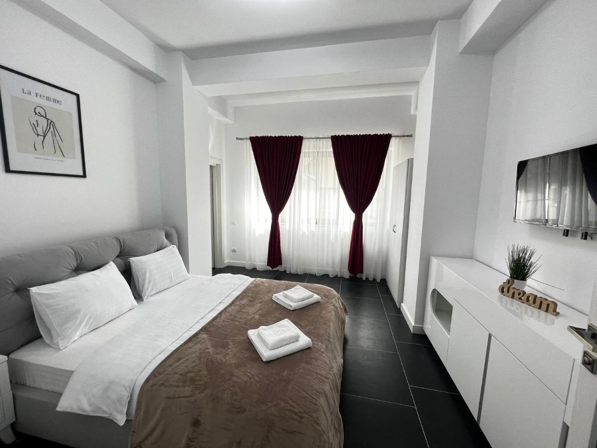 Marvellous Aparthotel With Master Apartments Suczawa Zewnętrze zdjęcie