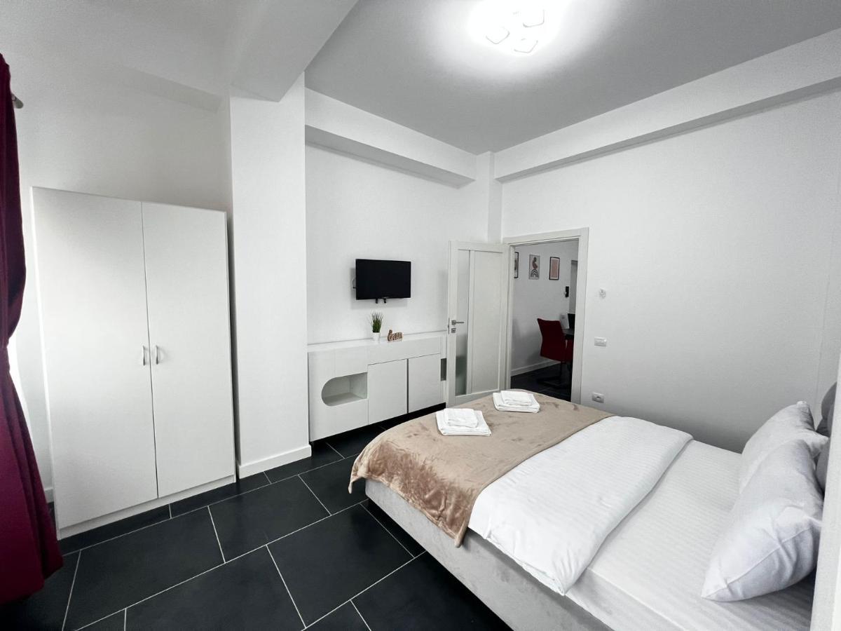 Marvellous Aparthotel With Master Apartments Suczawa Zewnętrze zdjęcie