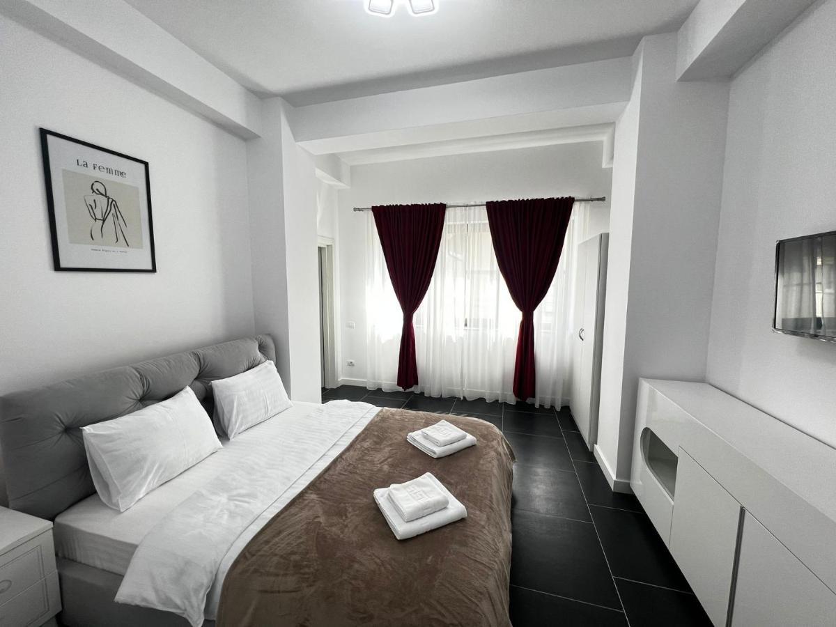 Marvellous Aparthotel With Master Apartments Suczawa Zewnętrze zdjęcie