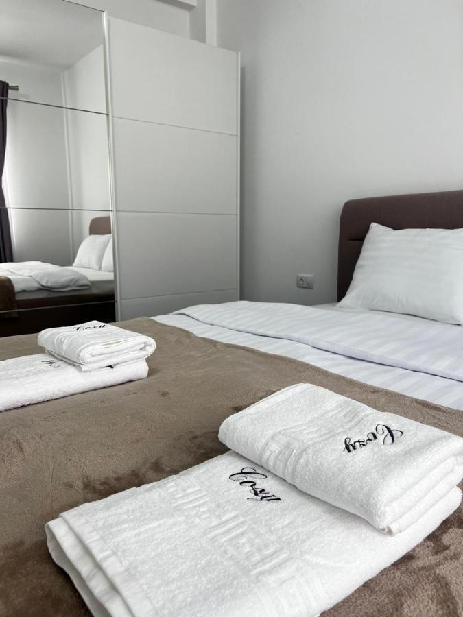 Marvellous Aparthotel With Master Apartments Suczawa Zewnętrze zdjęcie