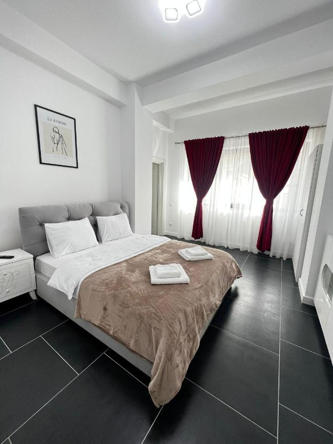 Marvellous Aparthotel With Master Apartments Suczawa Zewnętrze zdjęcie